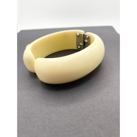 Rhinestones Hinged Lucite Bracelet, Statement, Bling Vintage Bracelet - Picture 3 of 10